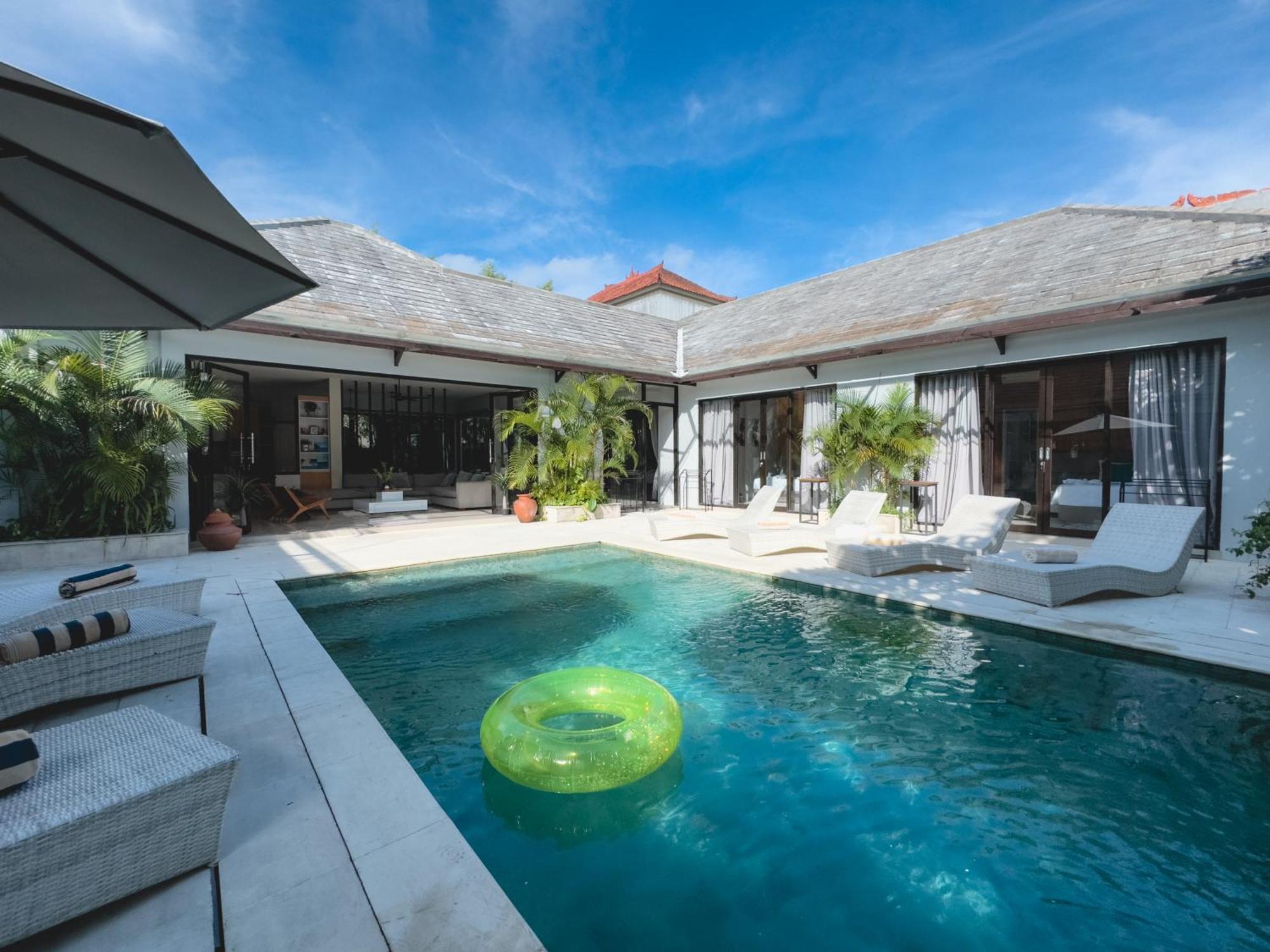 Layali Breeze Villa Jimbaran Exterior foto